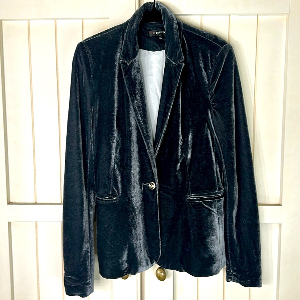 ✨✨Crushed Velvet Blazer✨✨